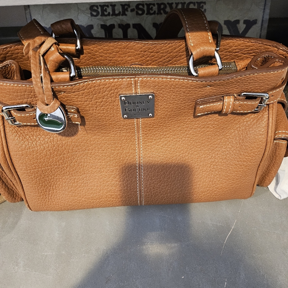 Dooney & Bourke pebble bag camel